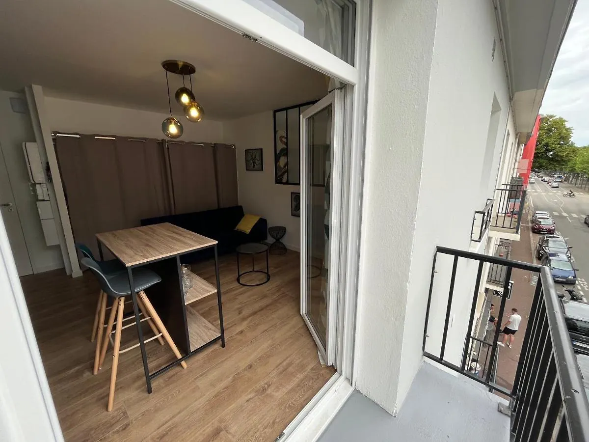 Apartment Studio Jules Verne - Hyper Centre Lorient France