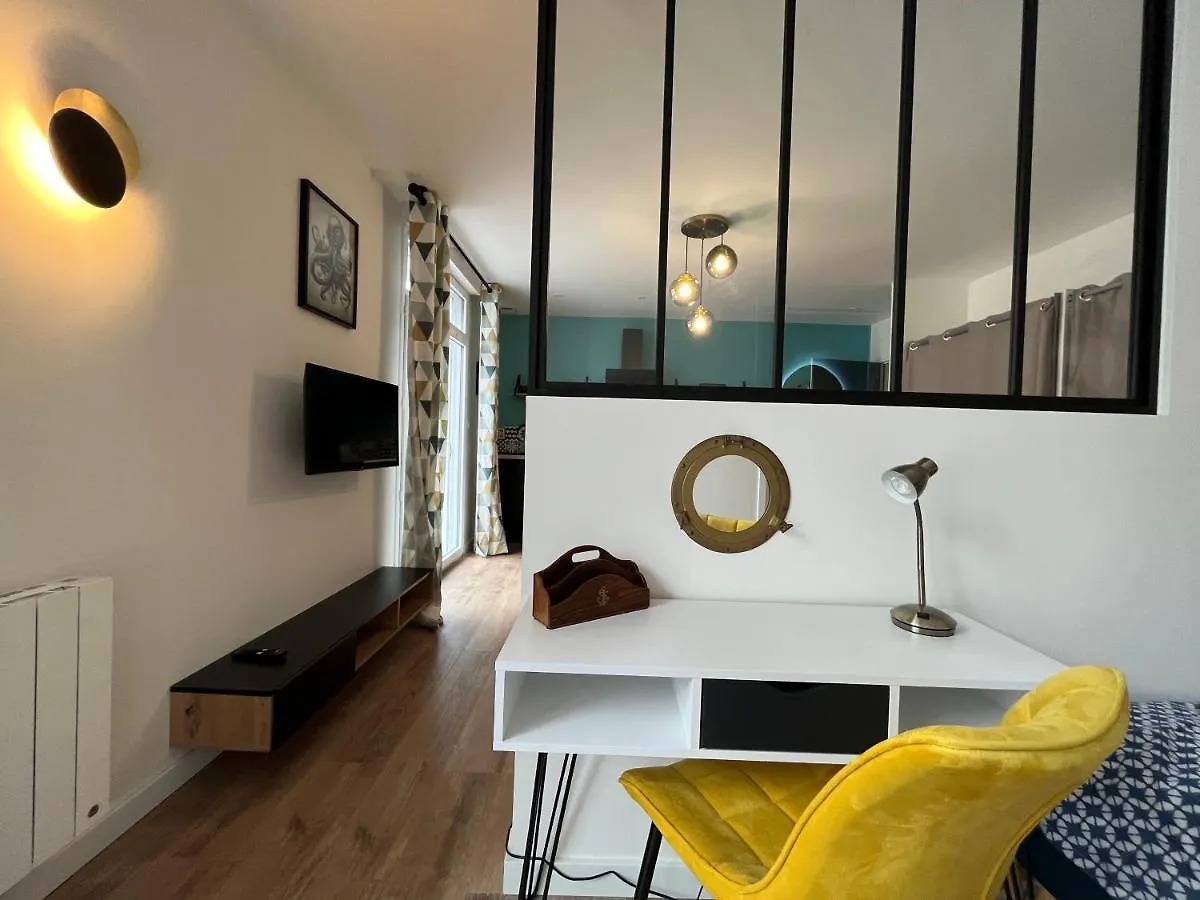 Studio Jules Verne - Hyper Centre Lorient Apartman